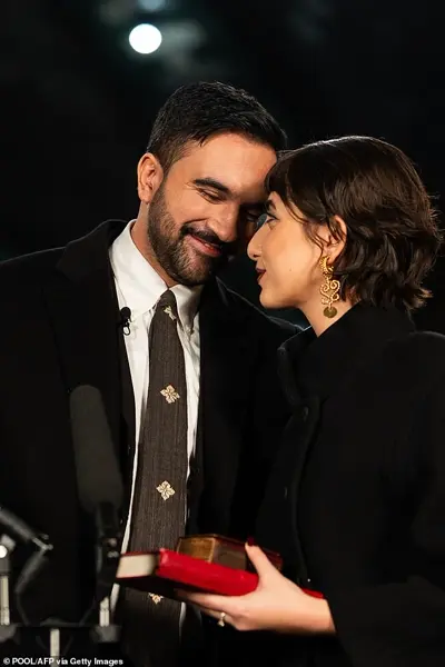 Mamdani Marks New Year with Wife After Solo Campaign Pledge