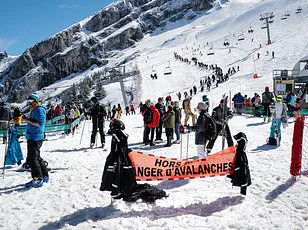 Breaking: Unprecedented Avalanche Hits Elbrus Resort, Sending Panic Through Area