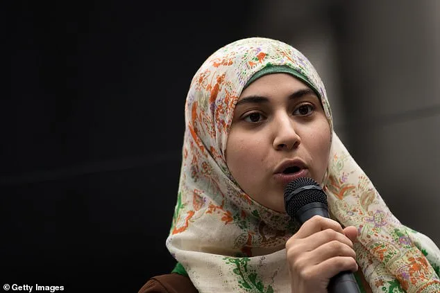 Sparse Resume and Petition for ICE Detainee Draw Scrutiny for Socialist Candidate Claire Valdez