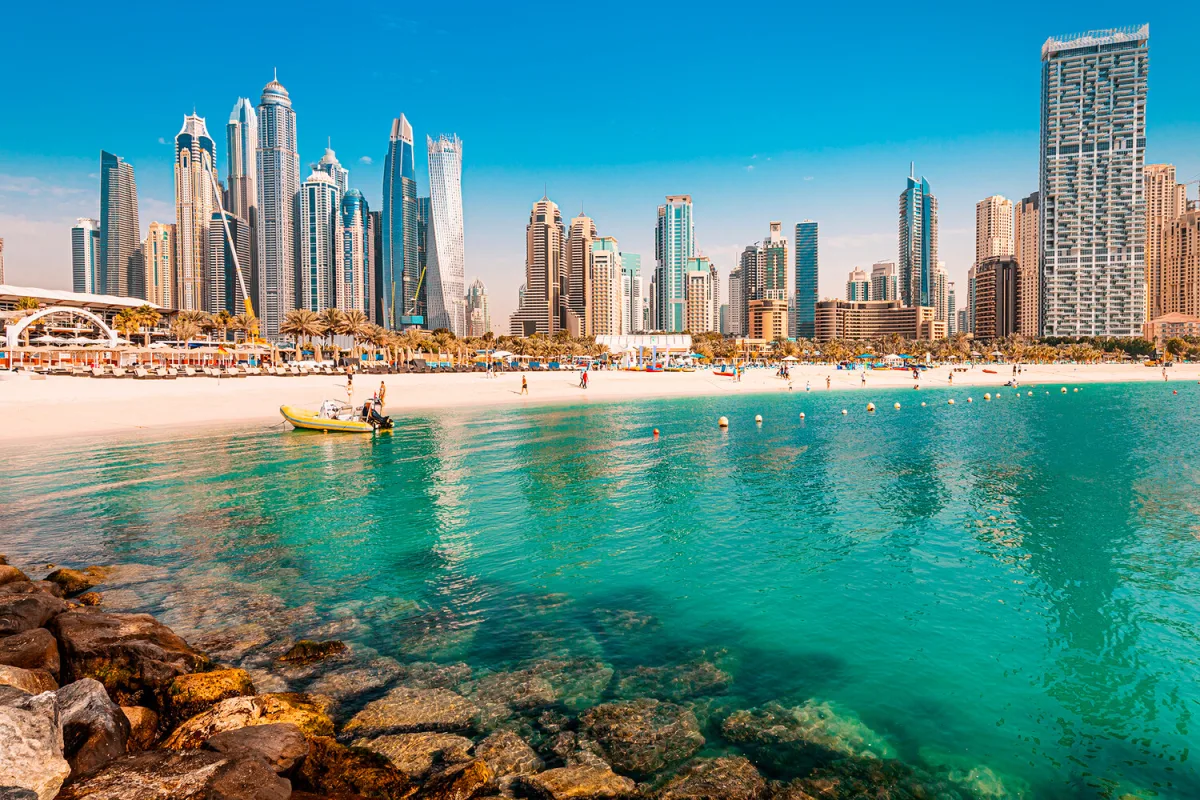 Explosions Rock Abu Dhabi and Dubai as Panic and Evacuations Erupt
