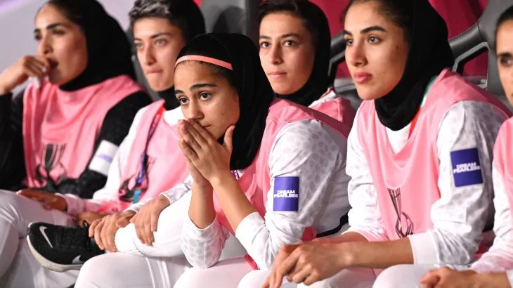 Australia's Asylum Reversal: Unnamed Iranian Footballer Withdraws Application Amid Geopolitical Tensions, Says Home Affairs Minister