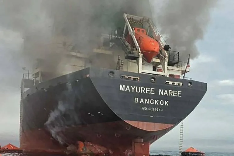Iran Threatens to Block Strait of Hormuz Oil Shipments, Predicts Sharp Price Rise