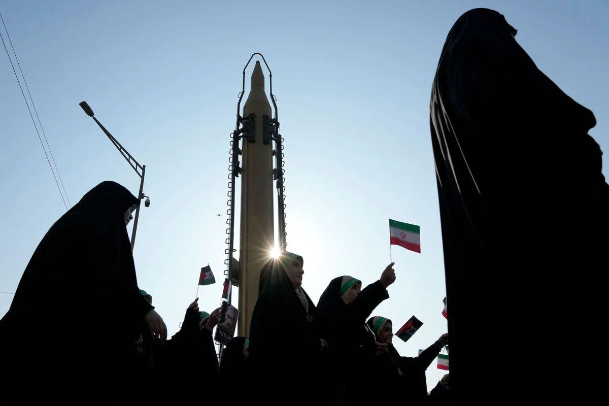 Iran Vows to Destroy U.S.-Linked Energy Infrastructure in Middle East if Attacked