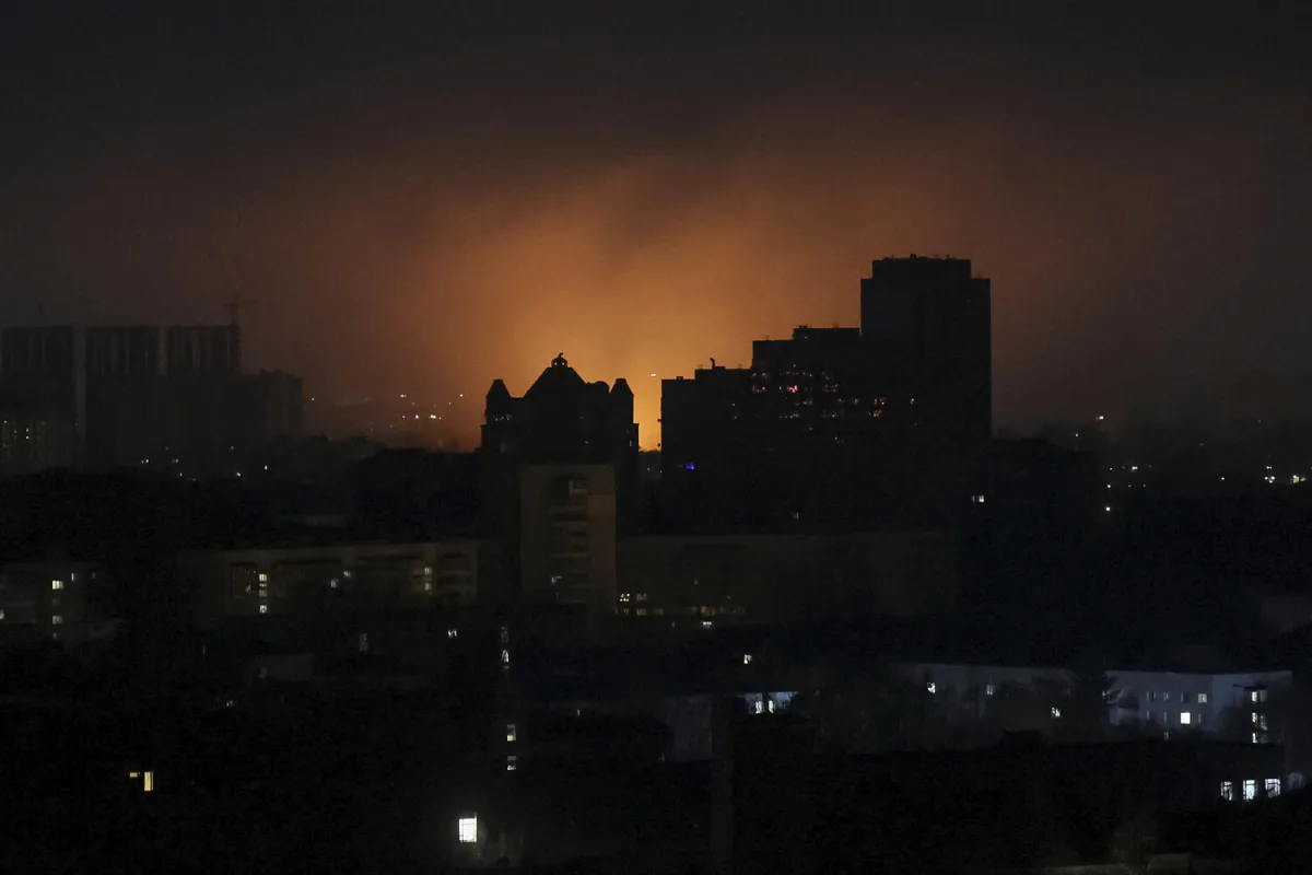 Kyiv Shaken by Explosions During Air Raid Alert Amid Ongoing Russian Assaults