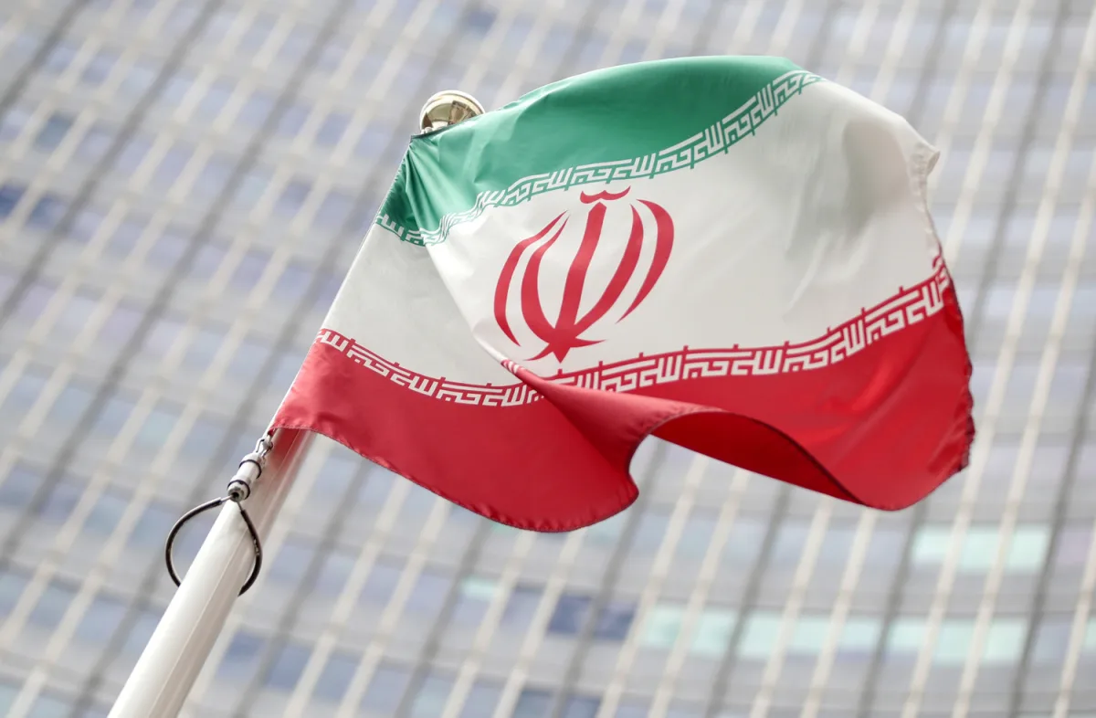 Iran Seizes Hundreds of Starlink Devices, Accusing U.S.-Israel of Smuggling