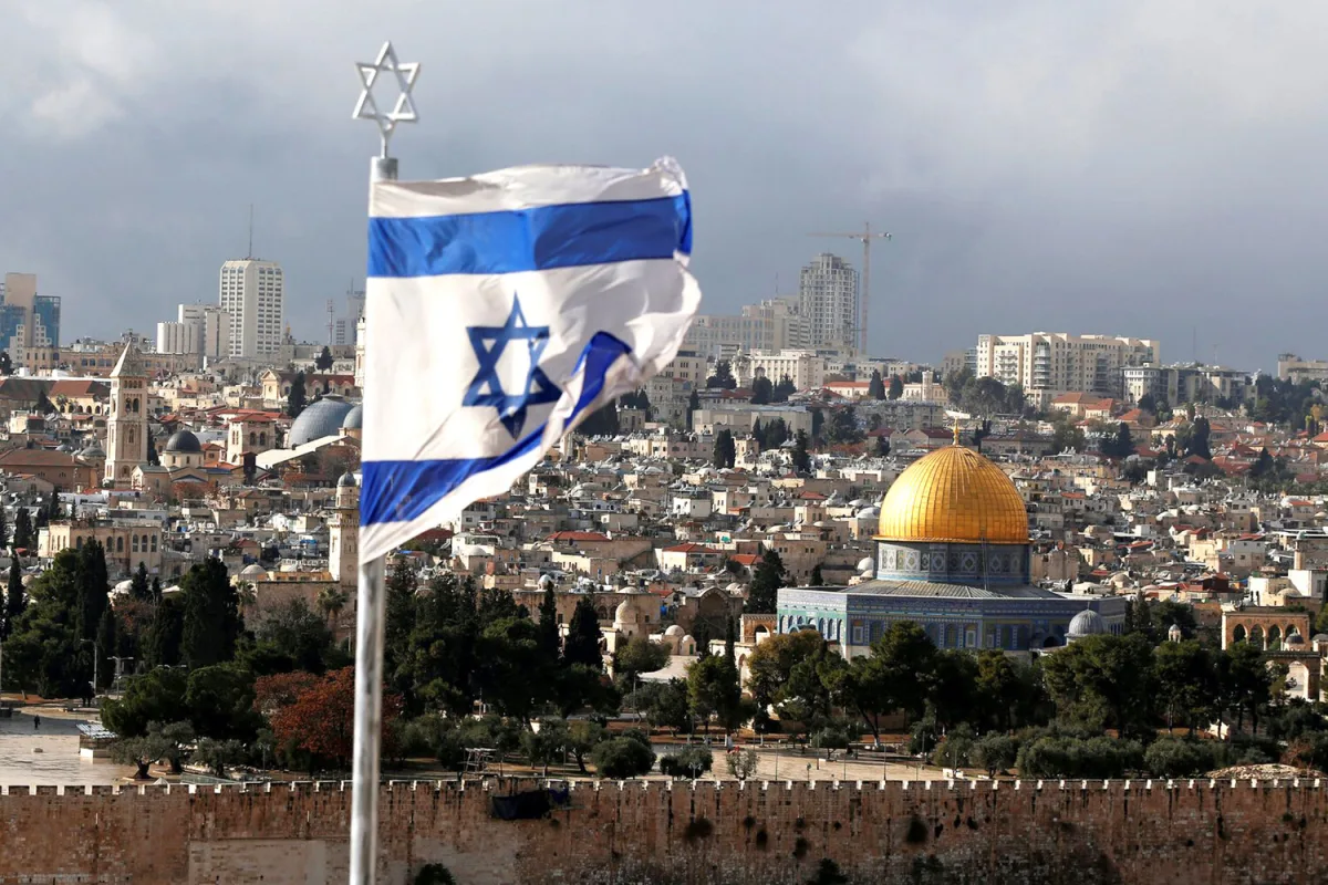 Iranian Missile Strikes Escalate Tensions as Israel Faces Devastating Night of Explosions and Power Outages