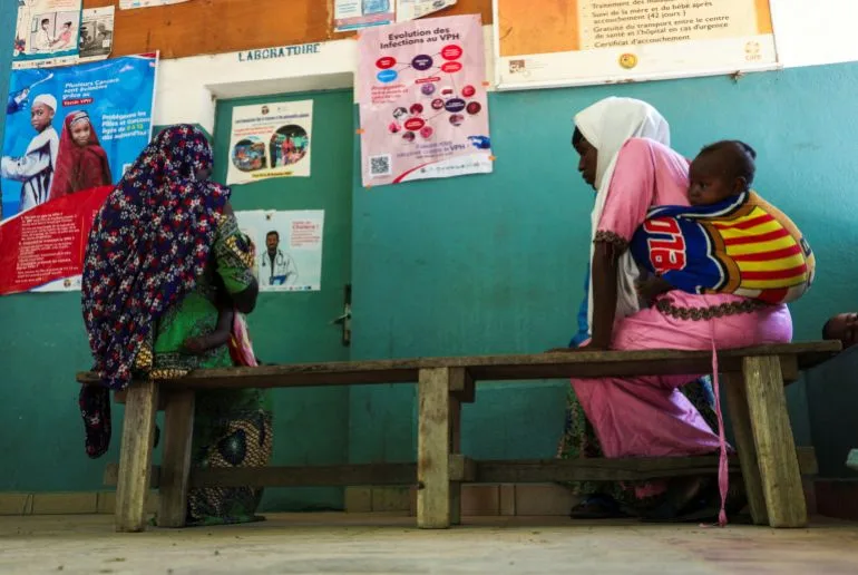 US Health Aid Suspension Sparks Controversy Over Data-Linked Deals and Rising Death Toll