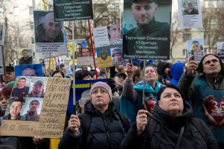 Russia and Ukraine Agree to Temporary Ceasefire for Orthodox Easter
