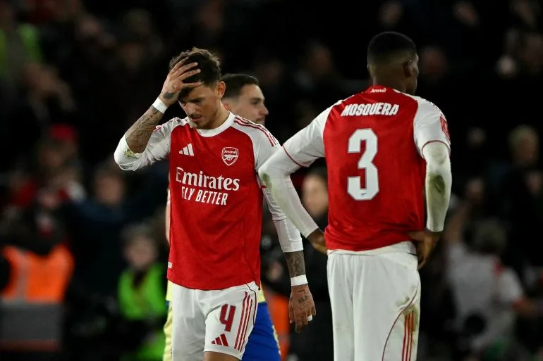 Arsenal's Stumble Turns into Viral Meme with Manchester City Fan's 'Bottle Job