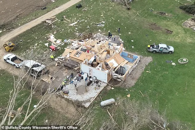 Tornadoes Evacuate Air Traffic Control Towers, Chaos Ensues