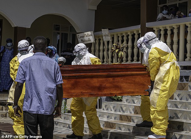 Austrian hospital quarantines suspected Ebola patient returning from Uganda outbreak.
