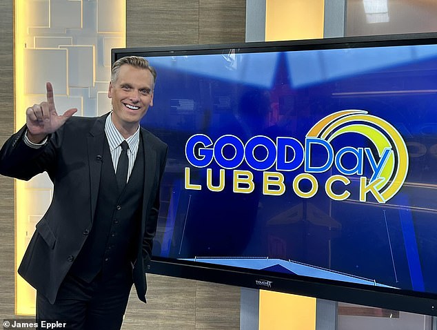 Fox News Anchor Accidentally Claims OREO Cookies Say 'Death to America